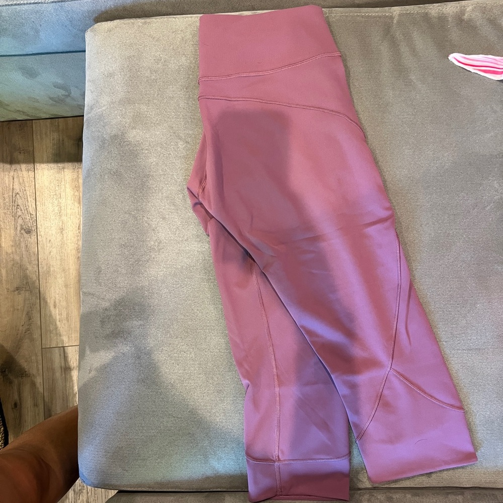 Lululemon capri 8